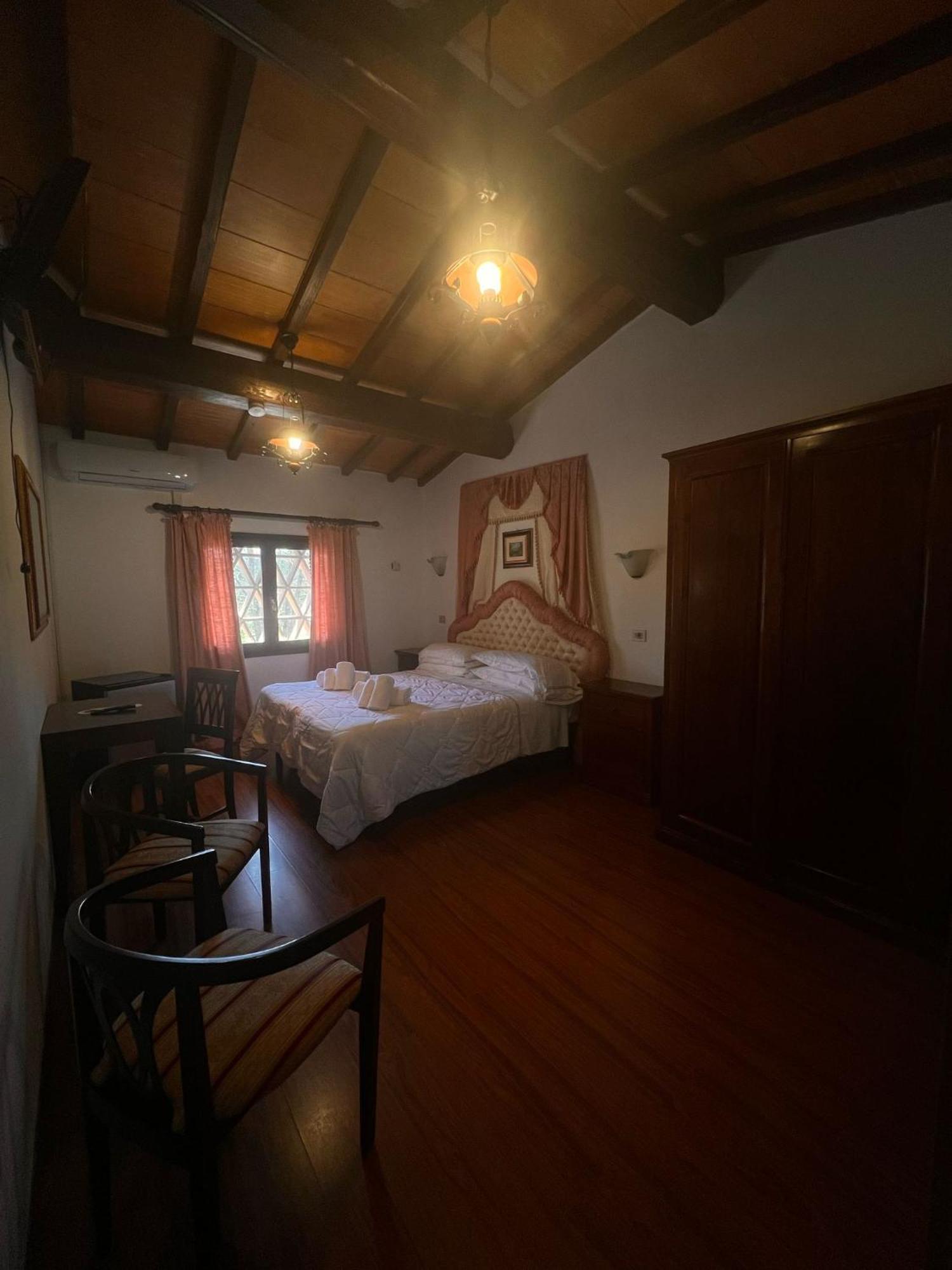 Hotel Il Pietreto Colle di Val d'Elsa Eksteriør billede